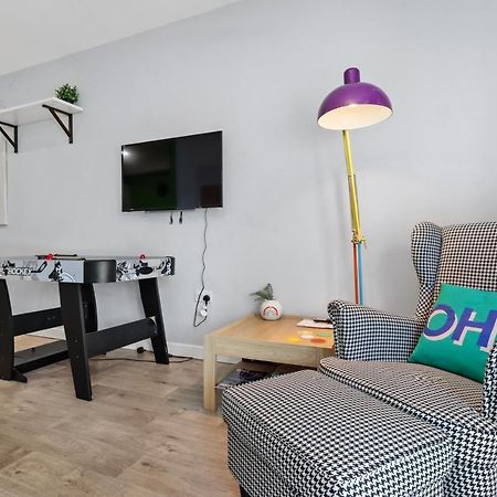 Modern House With Parking Buisness And Leisure Villa Brighton Екстериор снимка