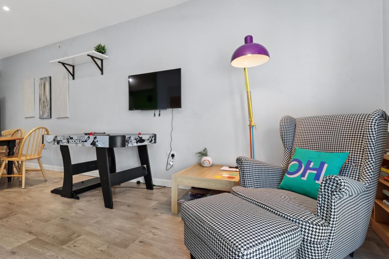 Modern House With Parking Buisness And Leisure Villa Brighton Екстериор снимка