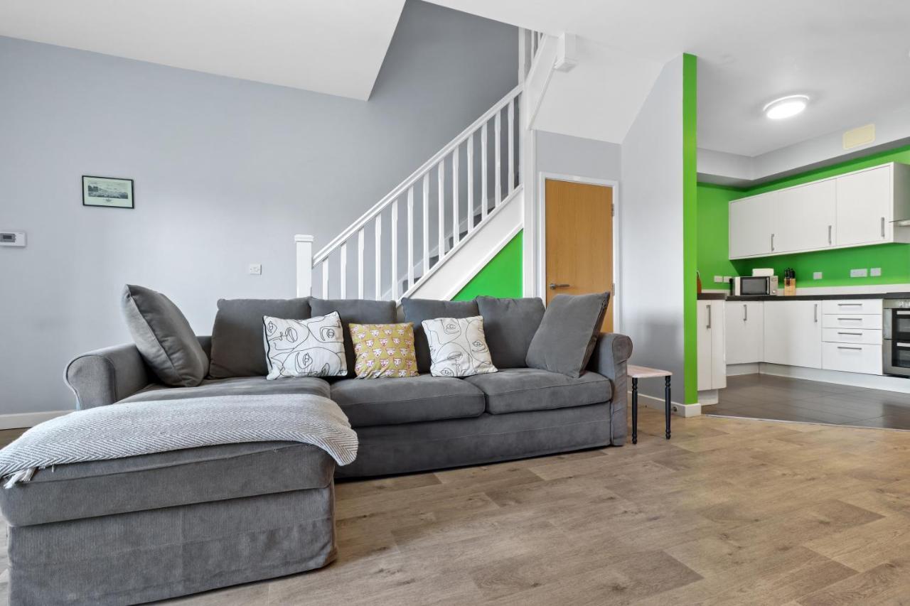 Modern House With Parking Buisness And Leisure Villa Brighton Екстериор снимка